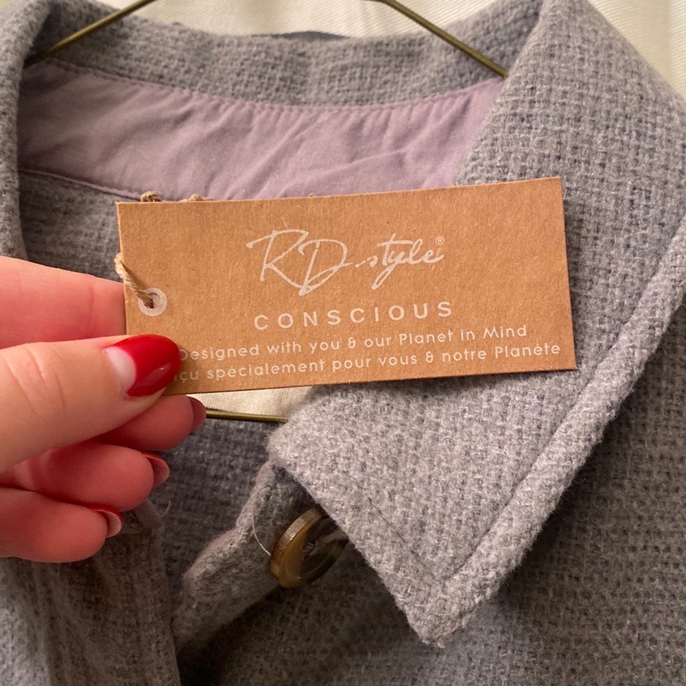 4-Pocket Gray Shacket - Picture 10 of 13